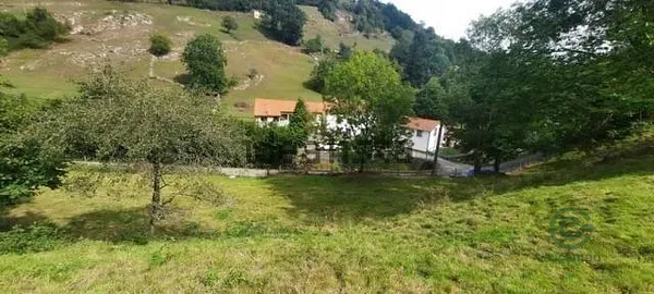 Terreno urbano de 0,4553 ha en venta en Arredondo, Cantabria