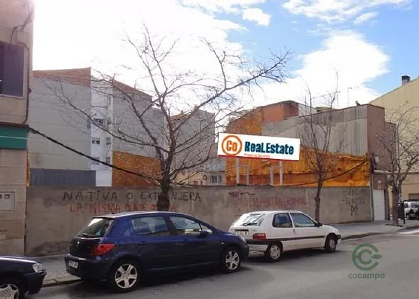 Terreno urbano de 0,0817 ha en venta en Barcelona