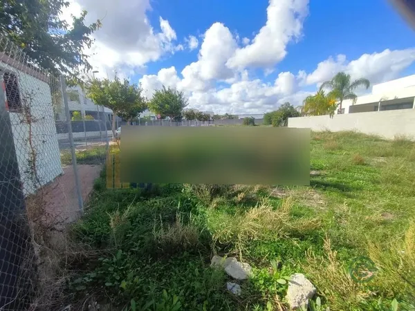 Terreno urbano de 0,08 ha en venta en Alicante