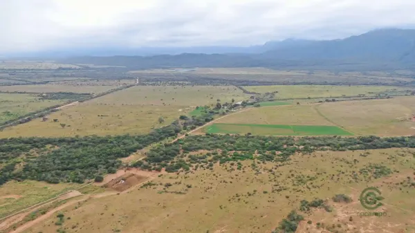 Finca rústica de 6310 ha en venta en Salta