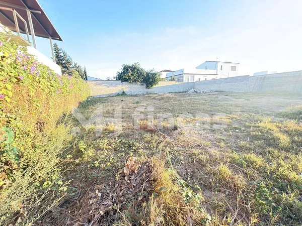 Terreno urbano de 0,05 ha en venta en Dos Hermanas, Sevilla