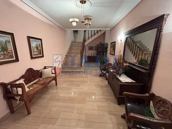 Casa de 0,039 ha en venta en Valdepeñas, Ciudad Real