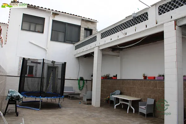 Spot image