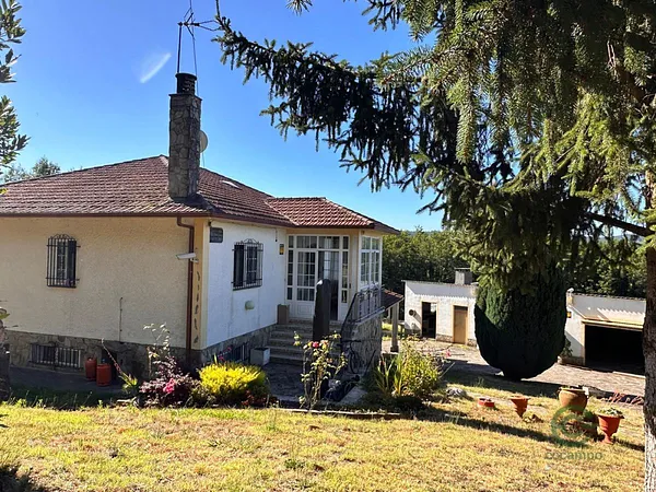Finca rústica de 0,24 ha en venta en Vedra, La coruna