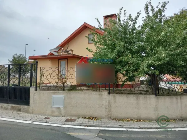 Casa de 0,0896 ha en venta en Miranda de ebro, Burgos