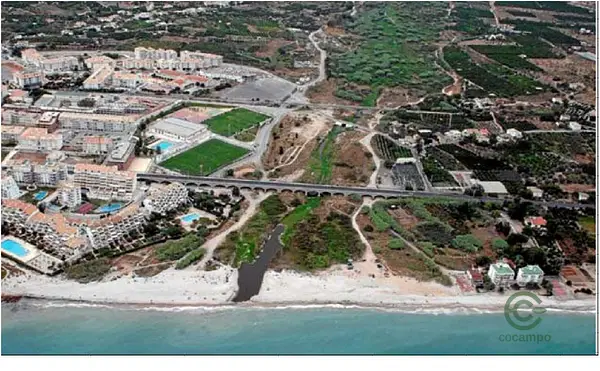 Finca agrícola de 0,13 ha en venta en Alicante