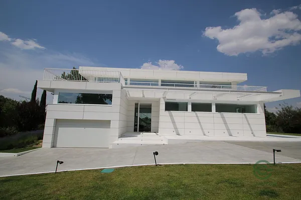 Casa de 0,25 ha en venta en Alcobendas, Madrid