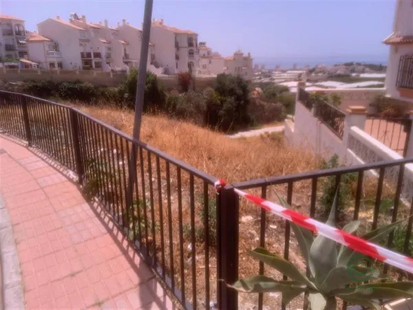 Finca rústica de 0,1662 ha en venta en Torrox, Málaga