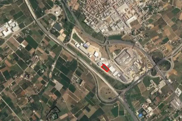 Spot image