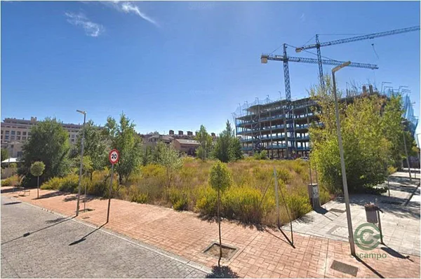Terreno urbano de 0,1294 ha en venta en Guadalajara, Guadalajara