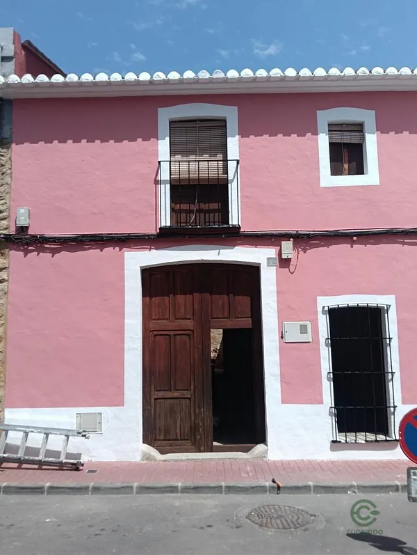 Spot image