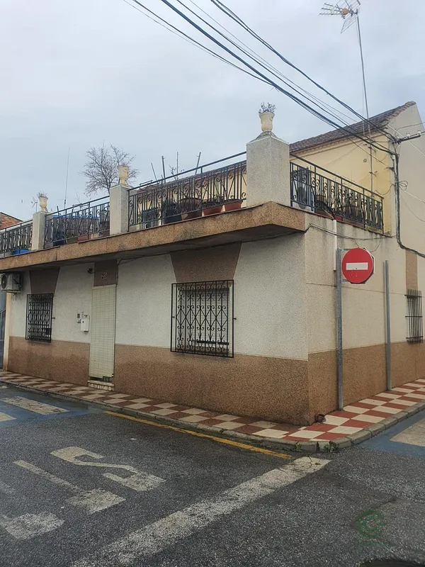Spot image