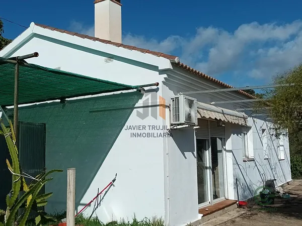 Finca rústica de 4,4 ha en venta en Cútar, Málaga