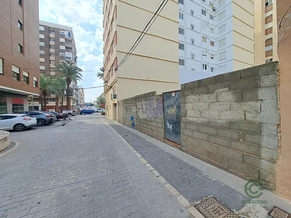 Spot image