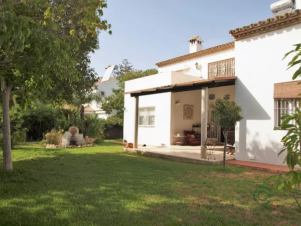 Casa de 0,05 ha en venta en San fernando, Cadiz
