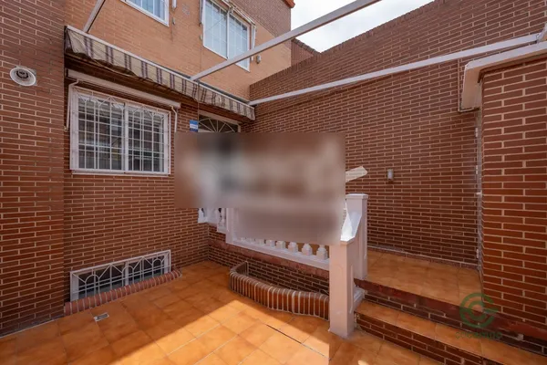 Casa de 0,0254 ha en venta en Alcala de henares, Madrid