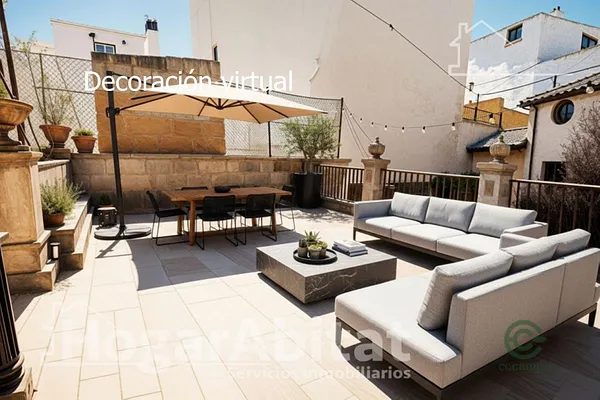 Casa de 0,057 ha en venta en Chiva, Valencia