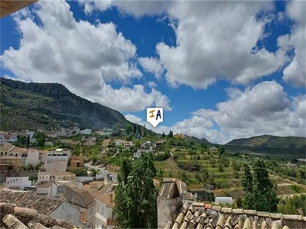 Finca rústica de 0,0163 ha en venta en Castillo de Locubin, Jaen