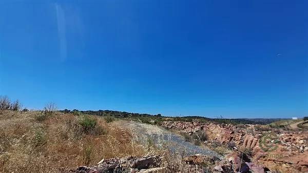 Finca rústica de 4,2525 ha en venta en Alosno, Huelva