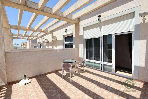 Casa de 0,03 ha per a venda a Alacant