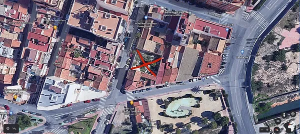Terreno urbano de 0,0323 ha en venta en Torrevieja, Alicante