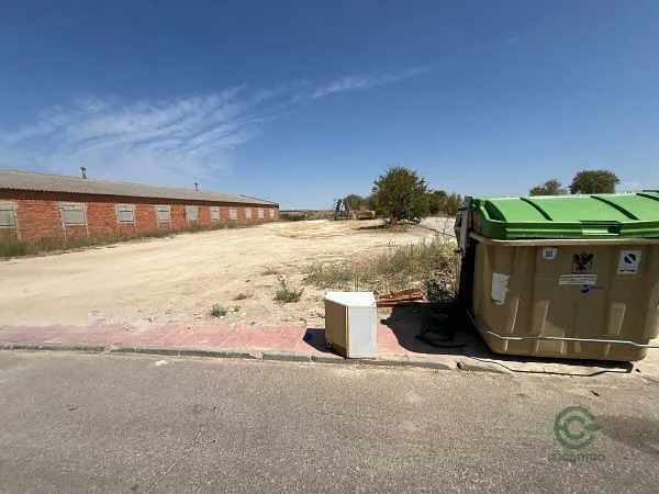 Casa de 0,1722 ha en venta en Erustes, Toledo