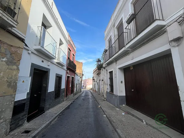 Casa de 0,0181 ha en venta en Badajoz, Badajoz