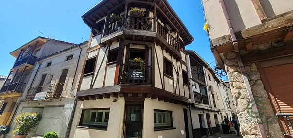 Casa de 0,01 ha en venta en Ávila
