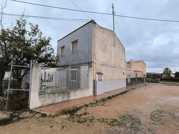 Casa de 0,0317 ha en venta en Yecla, Murcia