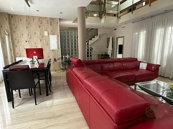 Casa de 0,05 ha en venta en Jaén, Jaen