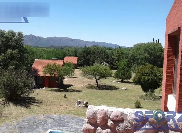 Finca de recreo de 2,5 ha en venta en Córdoba