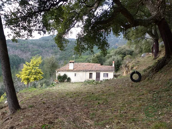 Finca rústica de 4 ha en venta en Barcelona