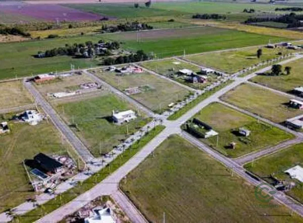 Terreno urbano de 0,03 ha en venta en Santa fe