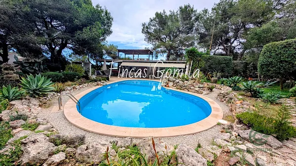 Finca rústica de 0,9 ha en venta en Baleares