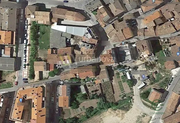 Terreno urbano de 0,0108 ha en venta en Lardero, La Rioja