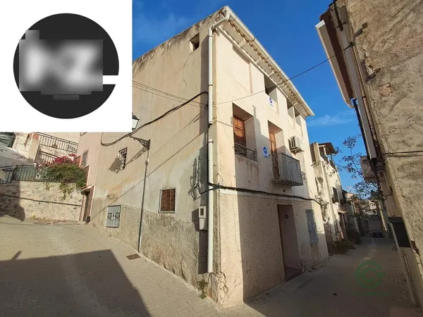 Spot image