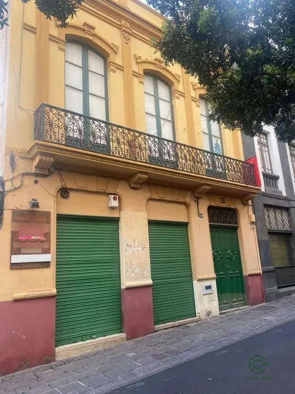 Spot image
