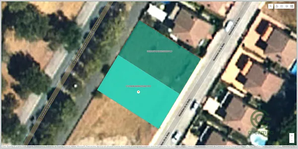 Casa de 0,04 ha en venta en Adrada, Ávila