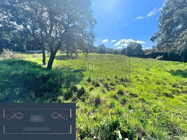 Terreno urbano de 0,161 ha en venta en El casar, Guadalajara