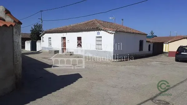 Casa de 0,045 ha en venta en Pedrosillo de los Aires, Salamanca