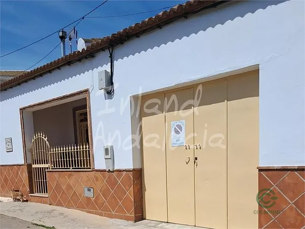 Casa de 0,0231 ha en venta en Lora de Estepa, Sevilla