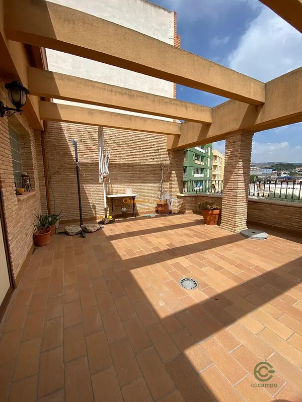 Casa de 0,0385 ha en venta en Crevillent, Alicante
