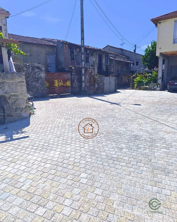 Casa de 0,0152 ha en venta en Orense
