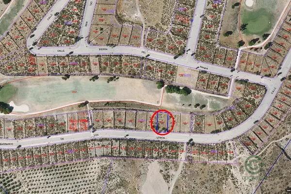 Terreno urbano de 0,0502 ha en venta en Dílar, Granada