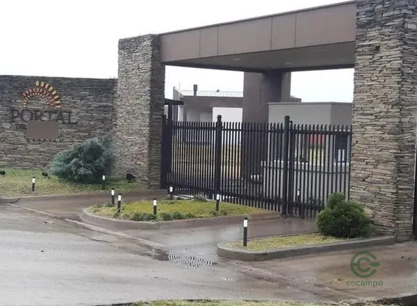 Terreno urbano de 0,08 ha en venta en Tucumán