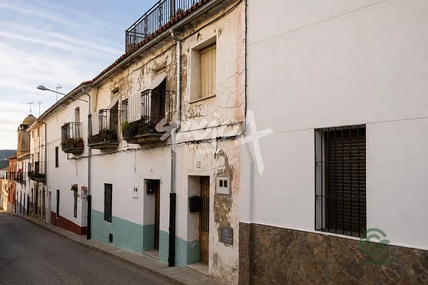 Casa de 0,0121 ha en venta en Caceres, Caceres