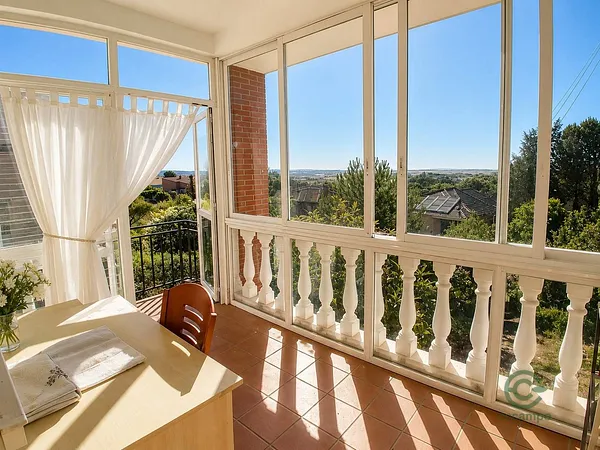 Casa de 0,13 ha en venta en Pedrezuela, Madrid