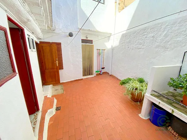 Casa de 0,0361 ha en venta en La font de la figuera, Valencia