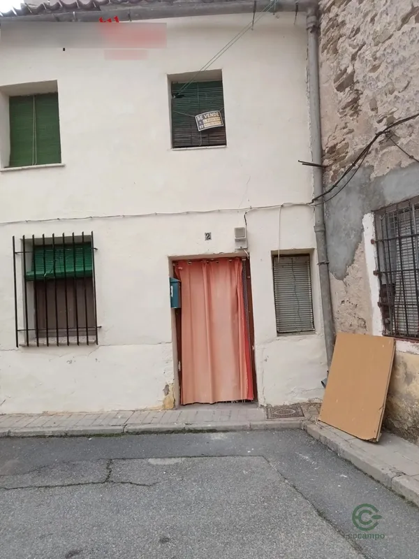 Casa de 0,0174 ha en venta en Bernardos, Segovia