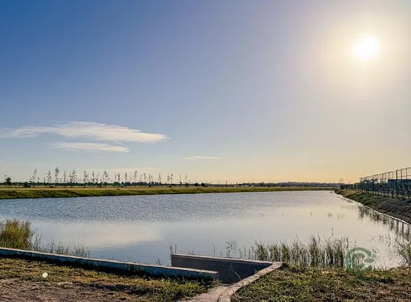 Terreno urbano de 0,11 ha en venta en Santa fe